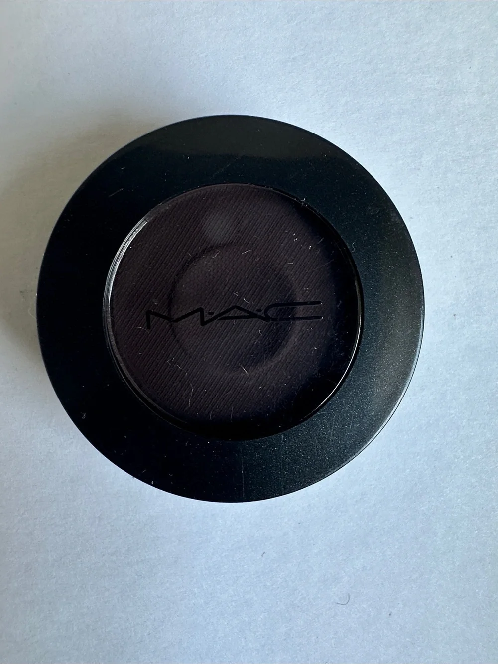 MAC Cosmetics eyeshadow midnight tryst into the well